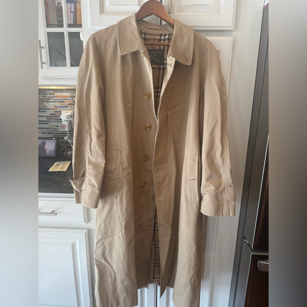 Burberry Tan Women's Trench Coat